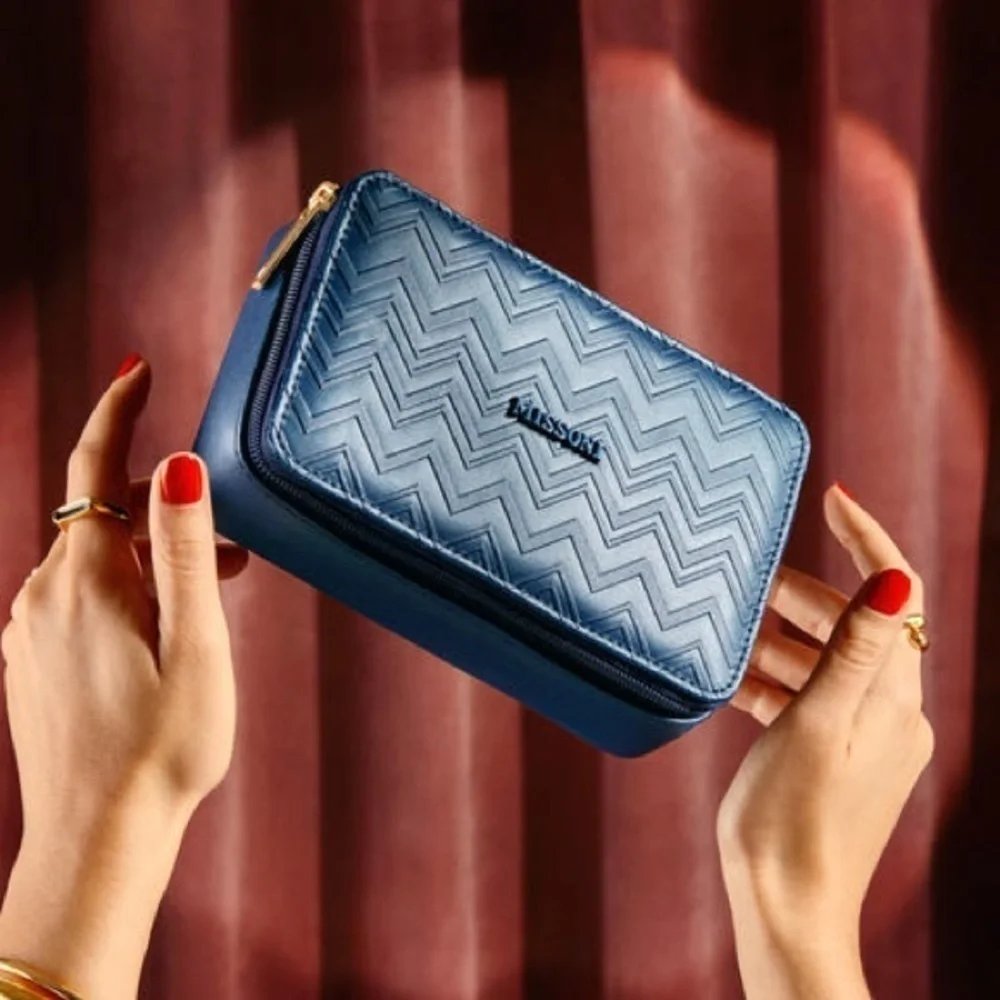 MISSONI for Delta clutch/ travel bag navy NWOT